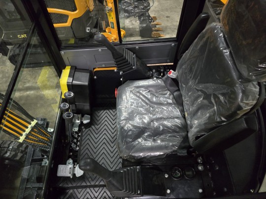 Экскаватор CATMANN LT-318 G