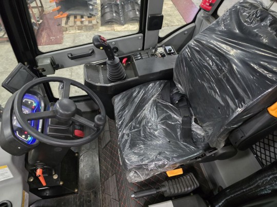 Погрузчик CATMANN XD-825 TELESCOP